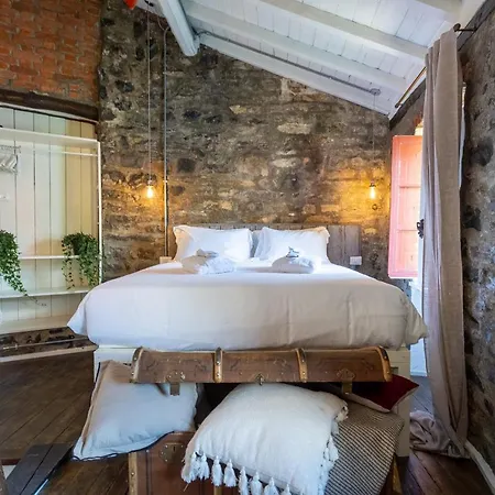 Romantic View Apartment, Nesso, By Rent *