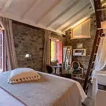 Romantic View Apartment, Nesso, By Rent