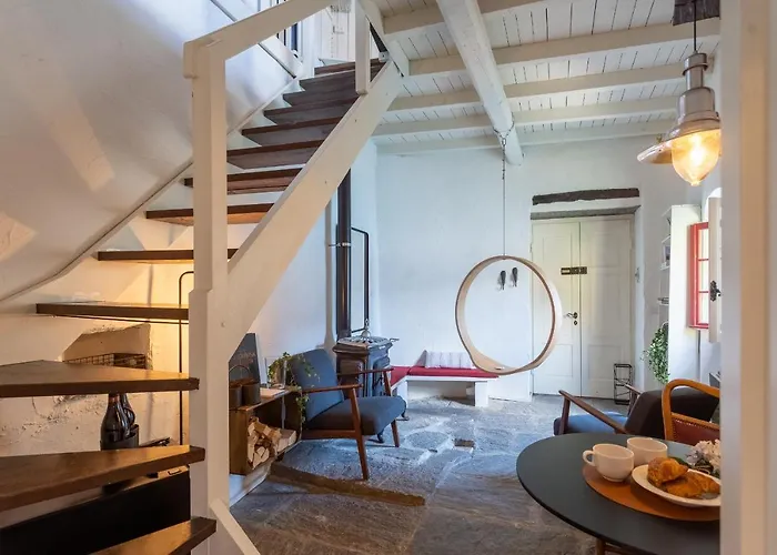 Romantic View Apartment, Nesso, By Rent Διαμέρισμα