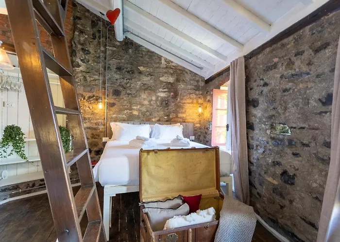 Romantic View Apartment, Nesso, By Rent *