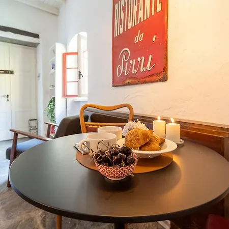 Romantic View Apartment, Nesso, By Rent * 内索