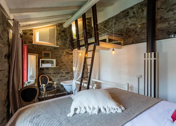 Romantic View Apartment, Nesso, By Rent *