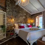Romantic View Apartment, Nesso, By Rent *